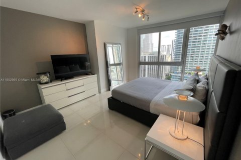 Condo in Miami, Florida, 2 bedrooms  № 2060753 - photo 9