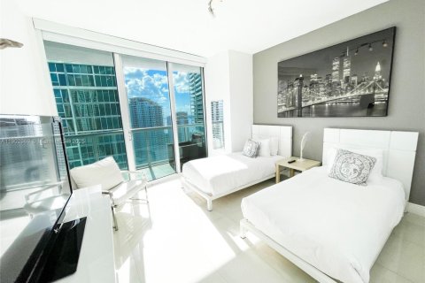 Condo in Miami, Florida, 2 bedrooms  № 2060753 - photo 12