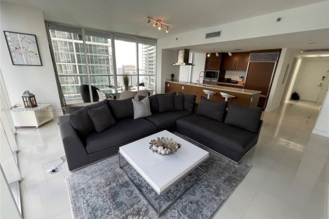 Condo in Miami, Florida, 2 bedrooms  № 2060753 - photo 4