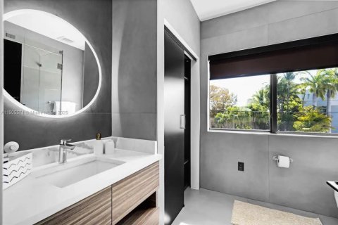 Villa ou maison à louer à Key Largo, Floride: 5 chambres, 359.35 m2 № 1956223 - photo 18