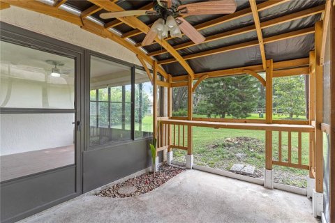 House in Yalaha, Florida 3 bedrooms, 156.73 sq.m. № 1771068 - photo 29