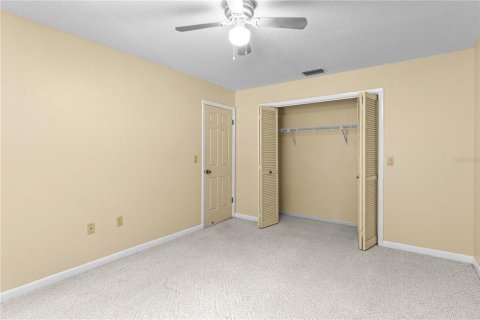 House in Yalaha, Florida 3 bedrooms, 156.73 sq.m. № 1771068 - photo 21