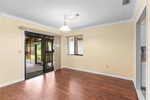 House in Yalaha, Florida 3 bedrooms, 156.73 sq.m. № 1771068 - photo 9