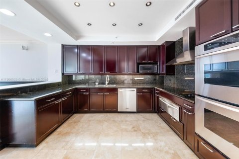 Condominio en alquiler en Aventura, Florida, 3 dormitorios, 303.23 m2 № 1964233 - foto 23