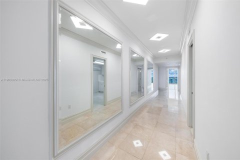 Condominio en alquiler en Aventura, Florida, 3 dormitorios, 303.23 m2 № 1964233 - foto 25