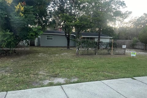 Casa en alquiler en Orlando, Florida, 3 dormitorios № 2081553 - foto 2
