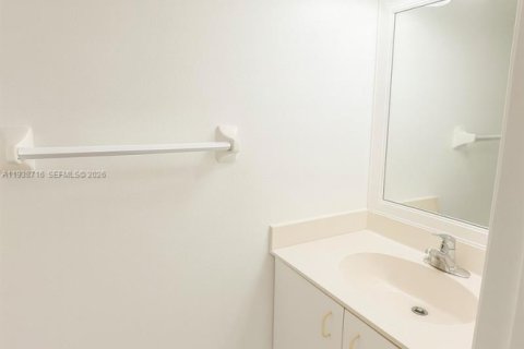 Copropriété à vendre à Miami, Floride: 2 chambres, 89.65 m2 № 1996358 - photo 9