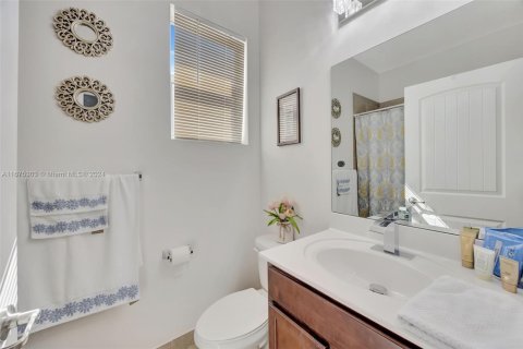 Casa en venta en Homestead, Florida, 4 dormitorios, 235.41 m2 № 1892613 - foto 24
