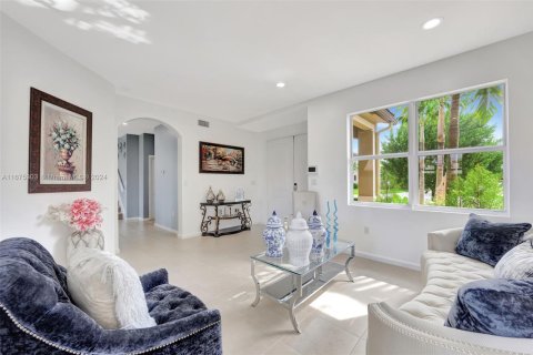 Casa en venta en Homestead, Florida, 4 dormitorios, 235.41 m2 № 1892613 - foto 5