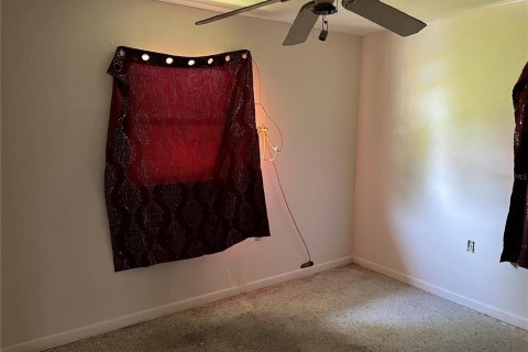 Casa en venta en Orlando, Florida, 4 dormitorios, 109.25 m2 № 1625270 - foto 12
