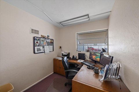 Propiedad comercial en venta en Sarasota, Florida, 311.69 m2 № 1832860 - foto 12