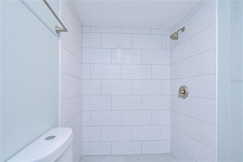Condominio en venta en Saint Petersburg, Florida, 1 dormitorio, 76.64 m2 № 2115097 - foto 23