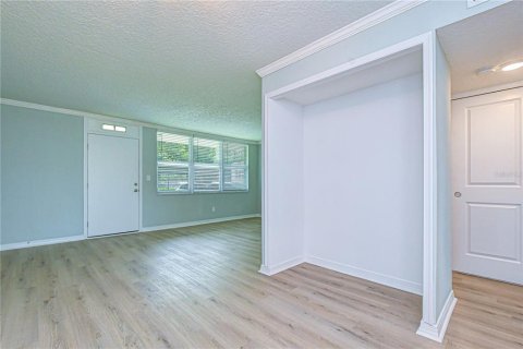 Condominio en venta en Saint Petersburg, Florida, 1 dormitorio, 76.64 m2 № 2115097 - foto 8