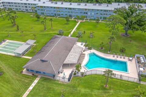 Condominio en venta en Saint Petersburg, Florida, 1 dormitorio, 76.64 m2 № 2115097 - foto 30