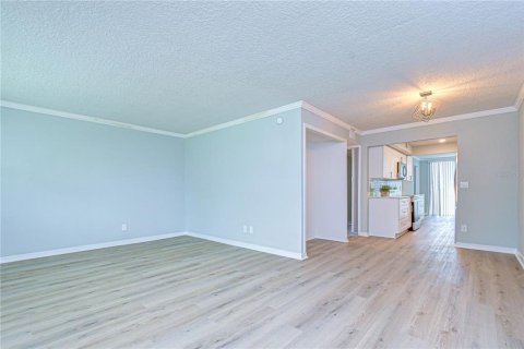 Condominio en venta en Saint Petersburg, Florida, 1 dormitorio, 76.64 m2 № 2115097 - foto 3