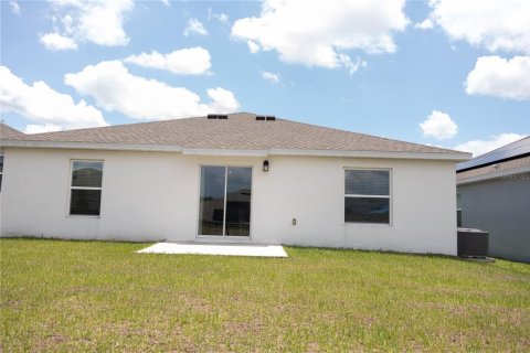 House in Haines City, Florida 3 bedrooms, 144.93 sq.m. № 2208088 - photo 18