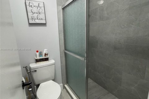 Купить таунхаус в Купер-Сити, Флорида 3 спальни, 135.54м2, № 2068204 - фото 25