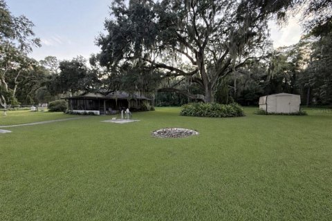 House in Mount Dora, Florida 3 bedrooms, 134.71 sq.m. № 2391418 - photo 20