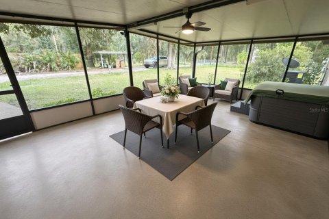 House in Mount Dora, Florida 3 bedrooms, 134.71 sq.m. № 2391418 - photo 10