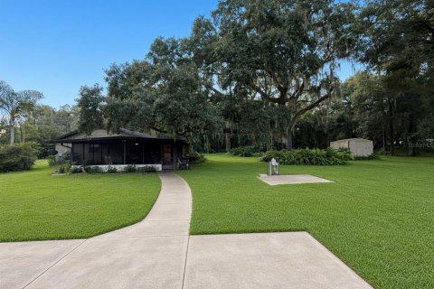 House in Mount Dora, Florida 3 bedrooms, 134.71 sq.m. № 2391418 - photo 12