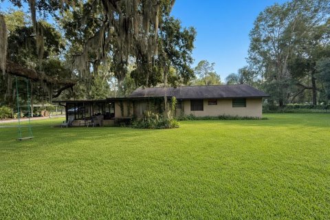 House in Mount Dora, Florida 3 bedrooms, 134.71 sq.m. № 2391418 - photo 11