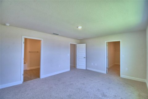 House in Auburndale, Florida 4 bedrooms, 223.43 sq.m. № 1527163 - photo 27