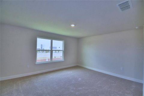 House in Auburndale, Florida 4 bedrooms, 223.43 sq.m. № 1527163 - photo 26