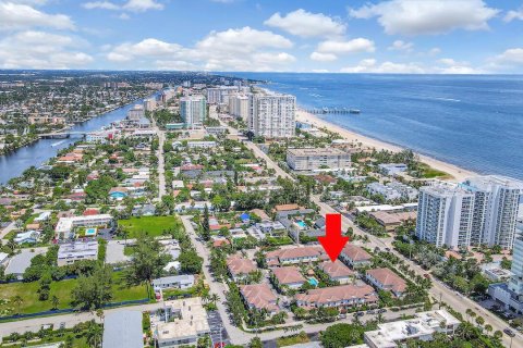 Touwnhouse à louer à Pompano Beach, Floride: 3 chambres, 132.39 m2 № 996367 - photo 1