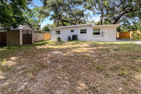 Casa en venta en Madeira Beach, Florida, 3 dormitorios, 99.22 m2 № 1855402 - foto 23