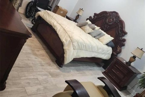 Casa en venta en Cape Coral, Florida, 3 dormitorios, 150.13 m2 № 1903482 - foto 6