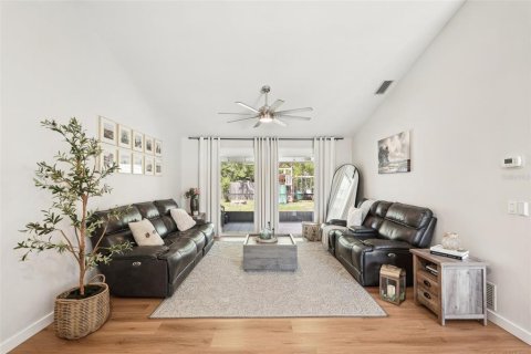 House in North Port, Florida 3 bedrooms, 189.89 sq.m. № 1608542 - photo 6