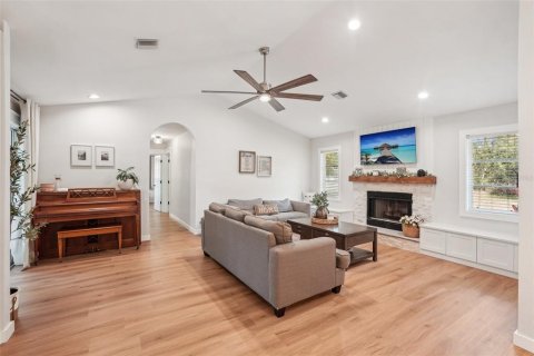 House in North Port, Florida 3 bedrooms, 189.89 sq.m. № 1608542 - photo 8
