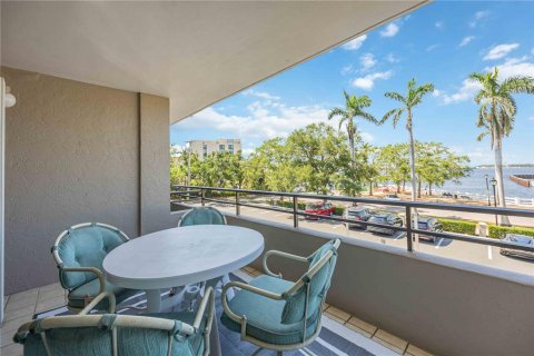 Condominio en venta en Bradenton, Florida, 2 dormitorios, 118.91 m2 № 1681024 - foto 4