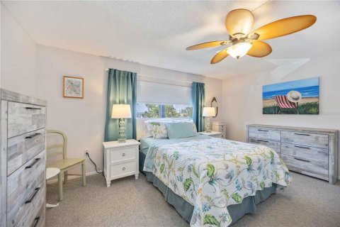 Condo in Bradenton, Florida, 2 bedrooms  № 1681024 - photo 25