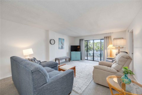 Copropriété à vendre à Bradenton, Floride: 2 chambres, 118.91 m2 № 1681024 - photo 13