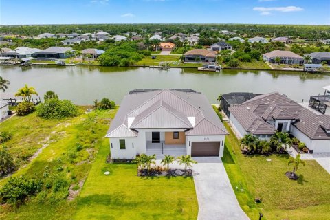 Villa ou maison à vendre à Port Charlotte, Floride: 5 chambres, 286.14 m2 № 2324721 - photo 6