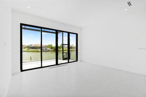 Villa ou maison à vendre à Port Charlotte, Floride: 5 chambres, 286.14 m2 № 2324721 - photo 29