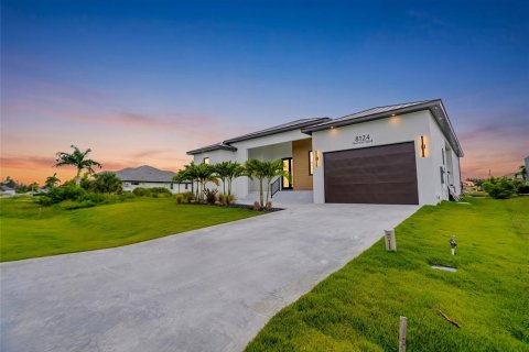 Villa ou maison à vendre à Port Charlotte, Floride: 5 chambres, 286.14 m2 № 2324721 - photo 8