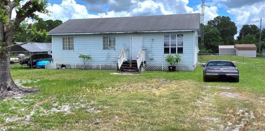 House in Okeechobee, Florida 3 bedrooms, 93.65 sq.m. № 1796933