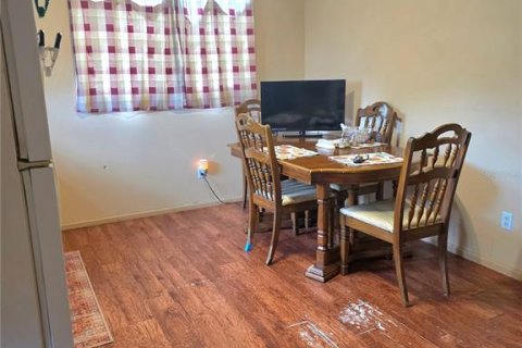 House in Okeechobee, Florida 3 bedrooms, 93.65 sq.m. № 1796933 - photo 4
