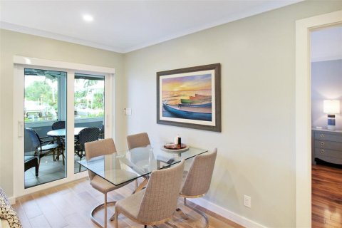 Condo in Sarasota, Florida, 2 bedrooms  № 1722497 - photo 19