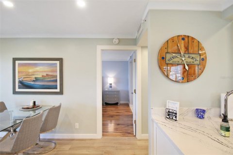 Condo in Sarasota, Florida, 2 bedrooms  № 1722497 - photo 26