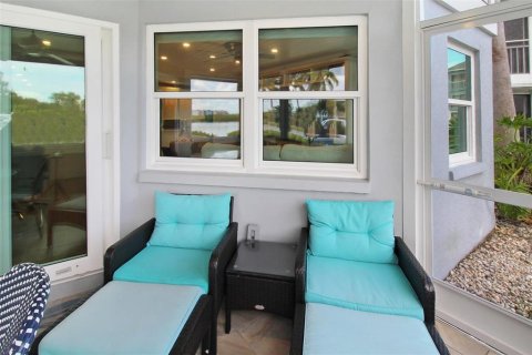 Condo in Sarasota, Florida, 2 bedrooms  № 1722497 - photo 23