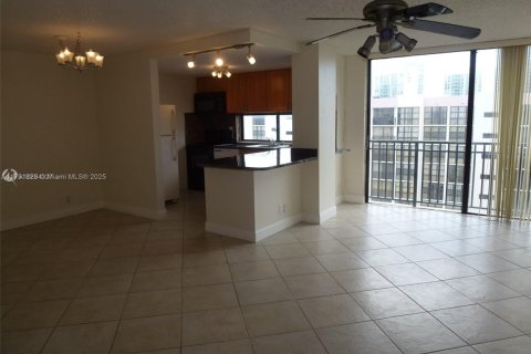 Copropriété à louer à Sunny Isles Beach, Floride: 1 chambre, 71.26 m2 № 1711521 - photo 9