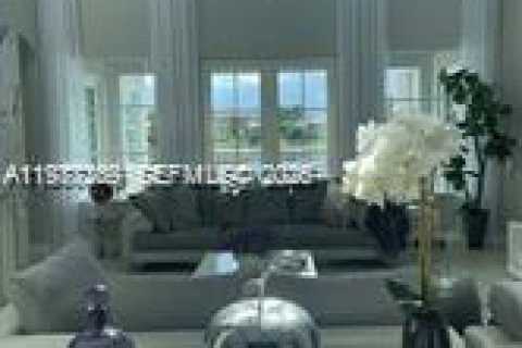 Casa en alquiler en Parkland, Florida, 6 dormitorios, 353.96 m2 № 1996657 - foto 4