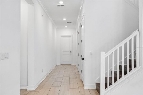 Casa en venta en Tampa, Florida, 4 dormitorios, 269.32 m2 № 2430550 - foto 14