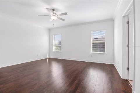 Casa en venta en Tampa, Florida, 4 dormitorios, 269.32 m2 № 2430550 - foto 18