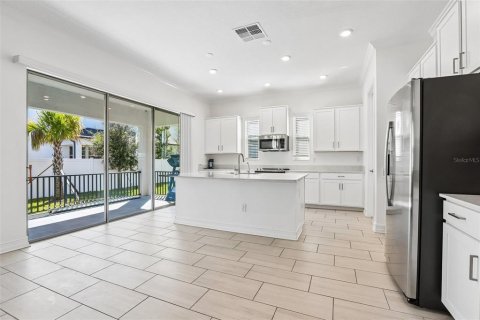 Casa en venta en Tampa, Florida, 4 dormitorios, 269.32 m2 № 2430550 - foto 7