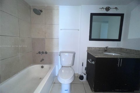 Condo in Miami, Florida, 1 bedroom № 2170614 - photo 13