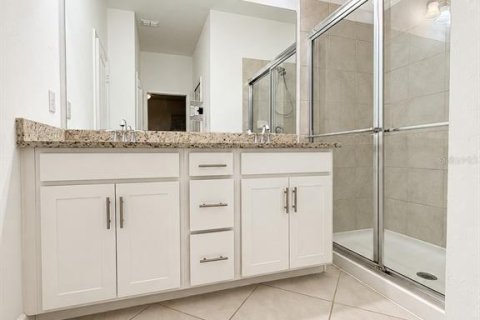 Touwnhouse à vendre à Bradenton, Floride: 3 chambres, 178.84 m2 № 2405146 - photo 19
